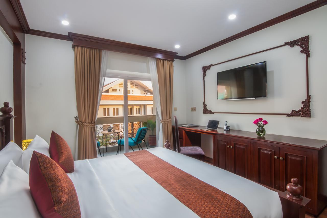 อณาจักร อังกอร์ เรสซิเดนซ์ Hotel เสียมราฐ ภายนอก รูปภาพ