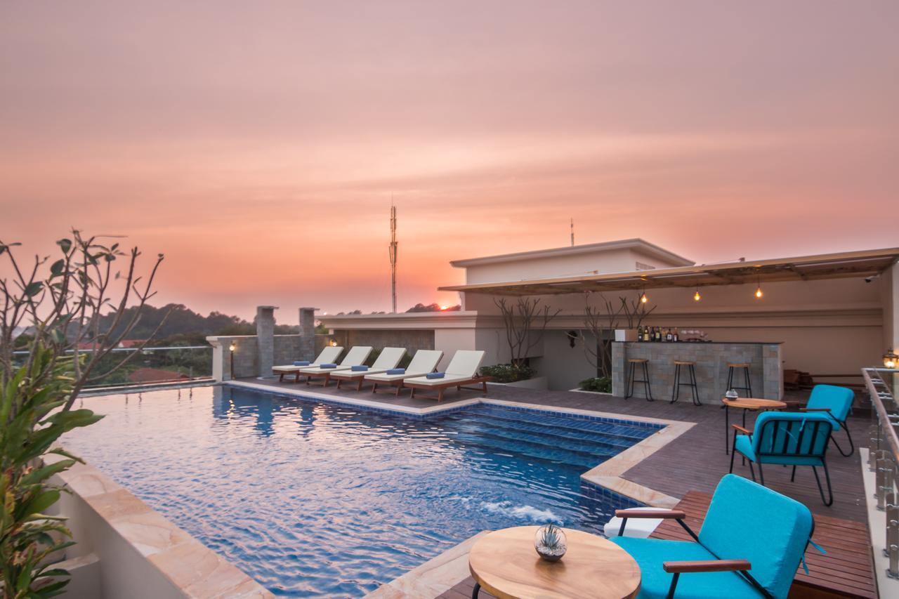 อณาจักร อังกอร์ เรสซิเดนซ์ Hotel เสียมราฐ ภายนอก รูปภาพ