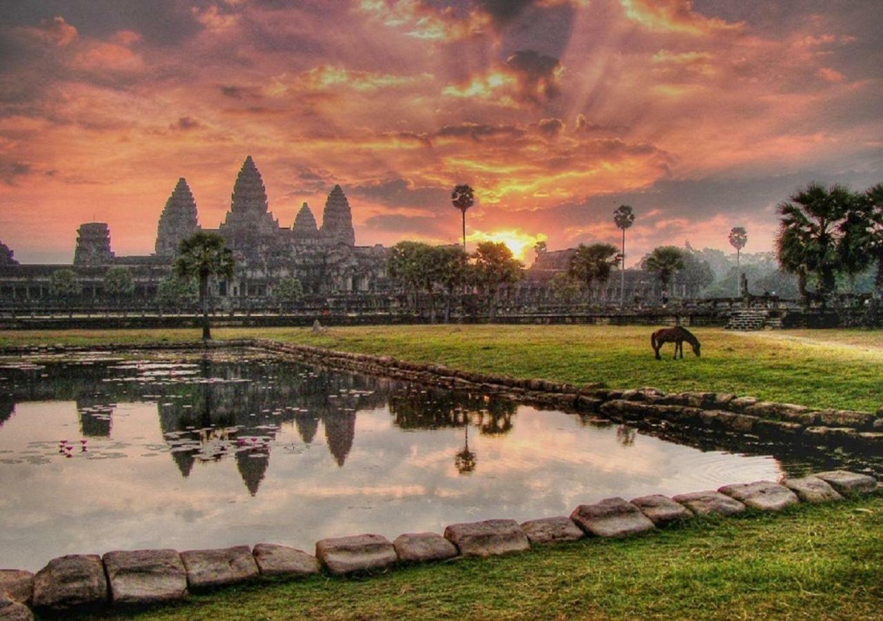 อณาจักร อังกอร์ เรสซิเดนซ์ Hotel เสียมราฐ ภายนอก รูปภาพ