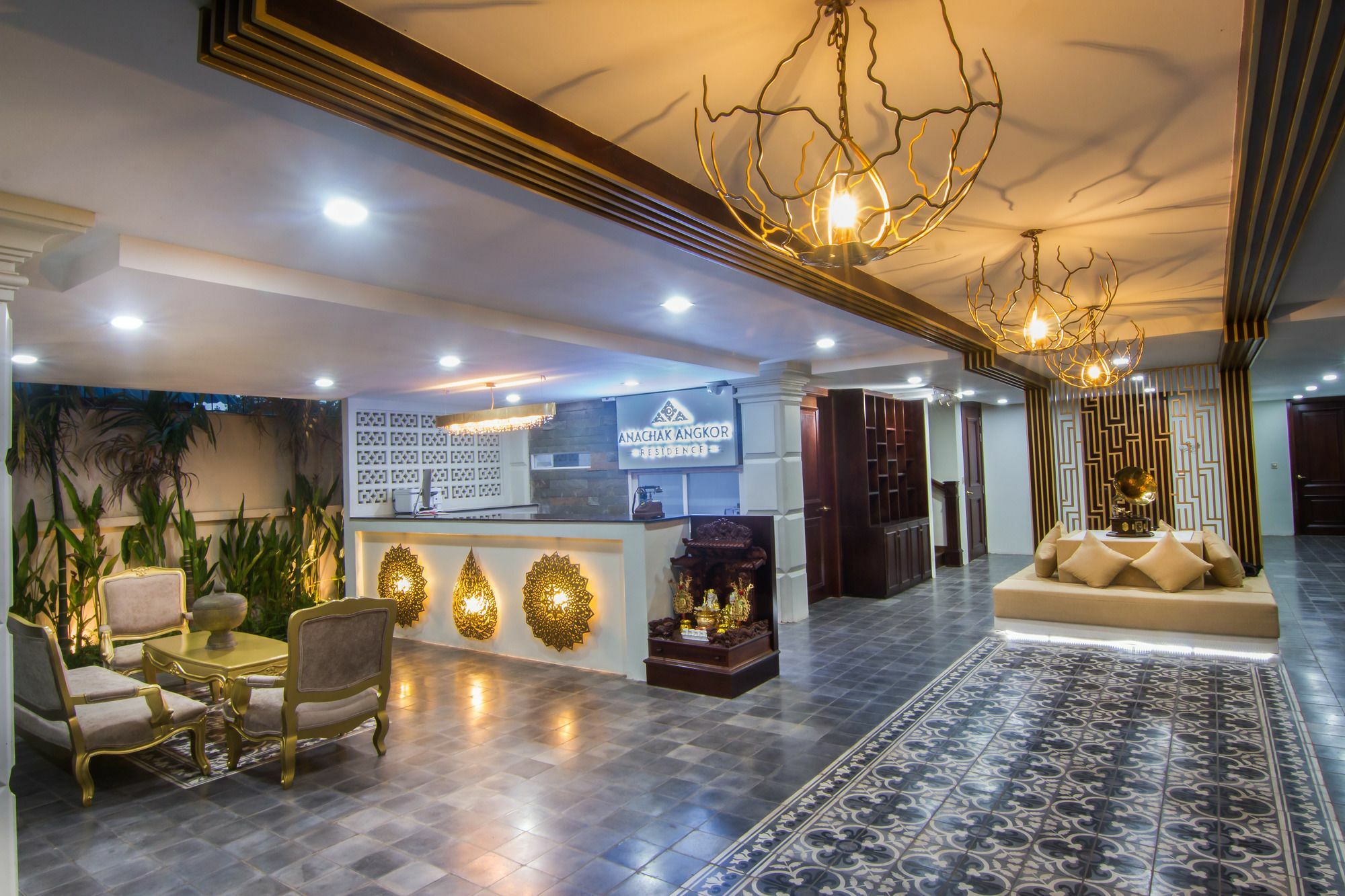 อณาจักร อังกอร์ เรสซิเดนซ์ Hotel เสียมราฐ ภายนอก รูปภาพ